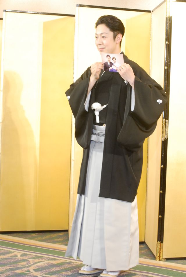 尾上菊之助、披露宴会見フォトギャラリー（3枚目）