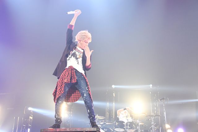 綾野剛がギターを手に！ま、まさか！マンウィズとスペシャルセッション【写真多数】（19枚目）