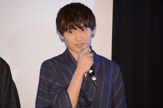 高杉真宙＆葵わかなら浴衣姿で登場！『逆光の頃』初日舞台あいさつ（19枚目）