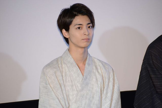 高杉真宙＆葵わかなら浴衣姿で登場！『逆光の頃』初日舞台あいさつ（23枚目）