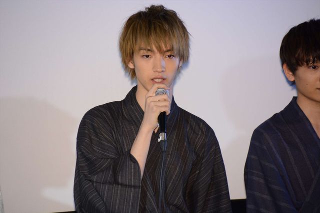 高杉真宙＆葵わかなら浴衣姿で登場！『逆光の頃』初日舞台あいさつ（27枚目）