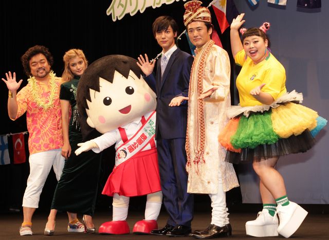 ローラと渡辺直美がセクシー対決？『映画ちびまる子ちゃん　イタリアから来た少年』舞台あいさつフォトギャラリー：フォトギャラリー