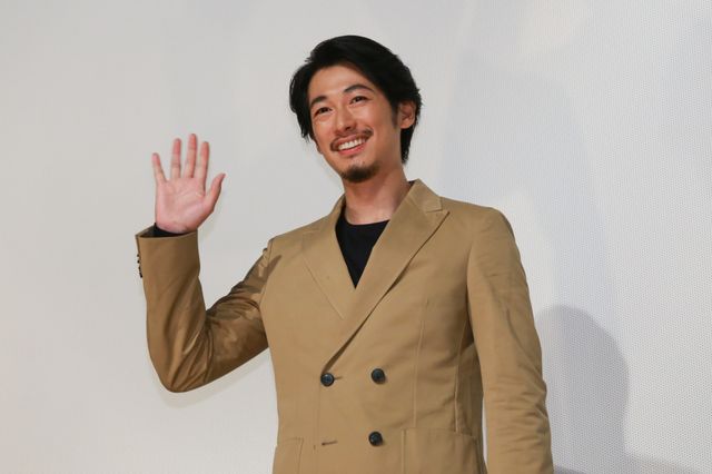 ディーン・フジオカ、さわやかな笑顔で登場！（9枚目）