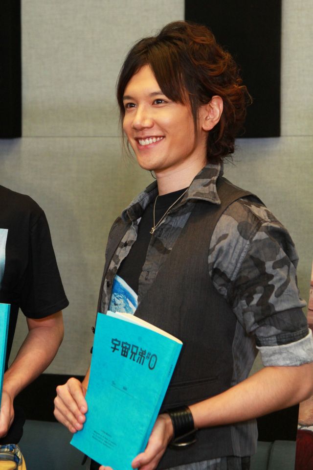 平田広明＆KENN、アニメ映画『宇宙兄弟』公開決定に晴れ晴れ!!　画像ギャラリー：フォトギャラリー