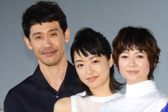 映画『焼肉ドラゴン』初日舞台あいさつ：フォトギャラリー