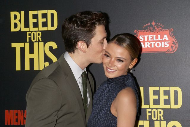 キス連発！マイルズ・テラー＆妻ケリー・スペリーのアツアツぶり（3枚目）