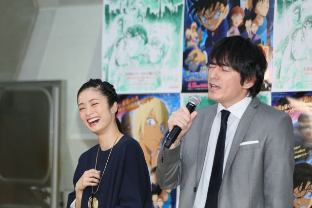 コナン君、上戸彩＆博多大吉が息ぴったりの決めポーズ！『名探偵コナン　ゼロの執行人（しっこうにん）』公開アフレコイベント（15枚目）