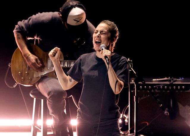 ガガ様　超カッコいいライブパフォーマンス！（3枚目）