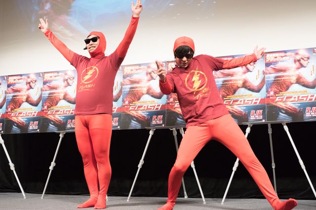 アメコミ大好きなだぎ武、後輩8.6秒バズーカーに突っ込まれる！「THE FLASH／フラッシュ」日本上陸イベントフォトギャラリー（3枚目）