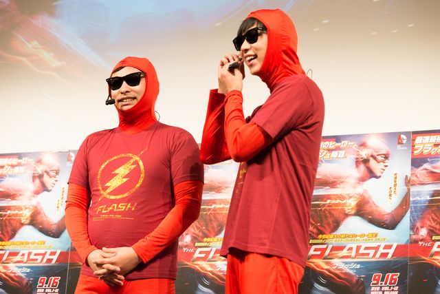 アメコミ大好きなだぎ武、後輩8.6秒バズーカーに突っ込まれる！「THE FLASH／フラッシュ」日本上陸イベントフォトギャラリー（7枚目）
