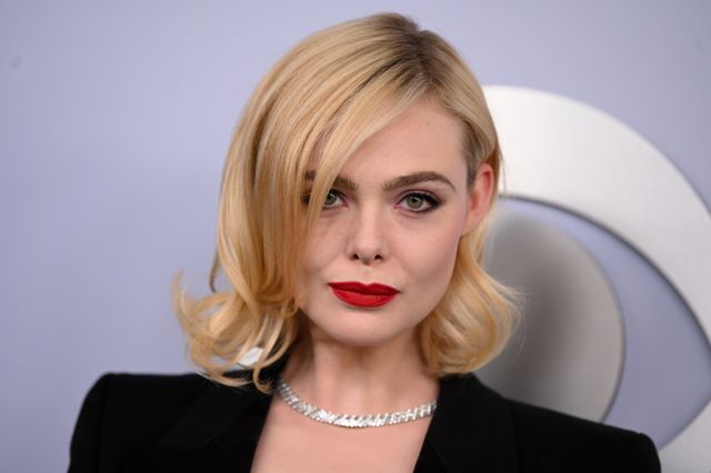 第77回トニー賞授賞式でのエル・ファニング：フォトギャラリー