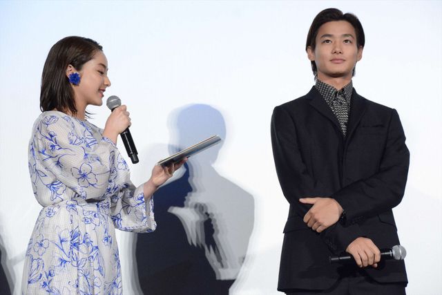 平祐奈ら、野村周平に感謝の手紙！『サクラダリセット後篇』初日舞台あいさつ：フォトギャラリー