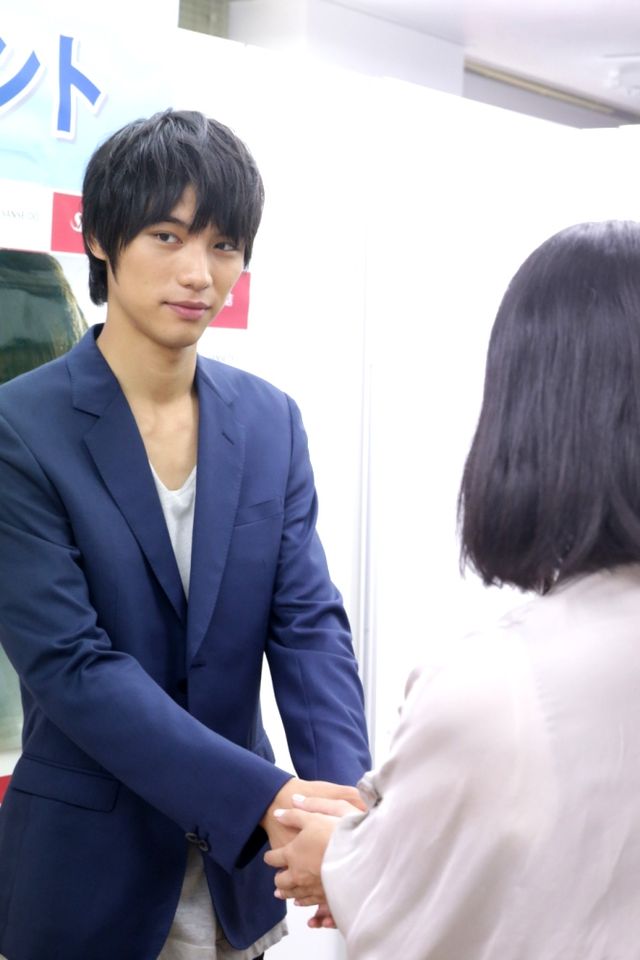 種市先輩、「あまちゃん」人気に戸惑い？福士蒼汰2nd写真集「blue」発売記念握手会フォトギャラリー（7枚目）