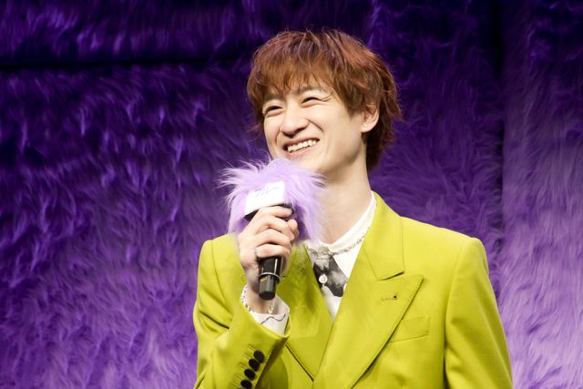 宮田俊哉＆稲垣来泉、もふもふソファで記念撮影！『ブルー　きみは大丈夫』吹き替え版完成記念イベント（2枚目）