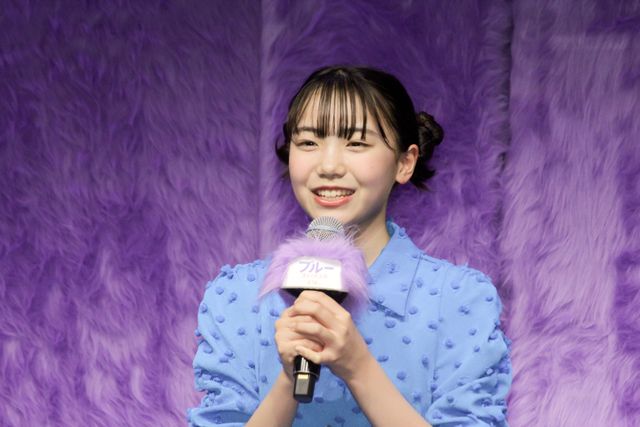 宮田俊哉＆稲垣来泉、もふもふソファで記念撮影！『ブルー　きみは大丈夫』吹き替え版完成記念イベント（5枚目）