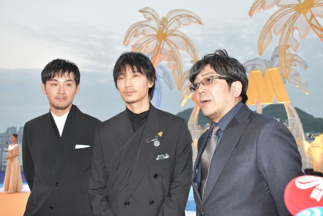 綾野剛×松田龍平×大友啓史監督、熱狂のレッドカーペットへ【第2回海南島国際映画祭】（23枚目）
