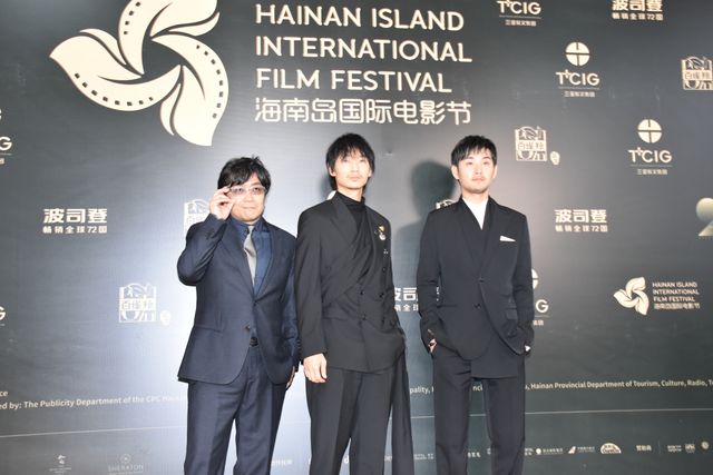 綾野剛×松田龍平×大友啓史監督、熱狂のレッドカーペットへ【第2回海南島国際映画祭】（27枚目）