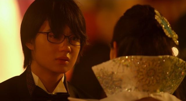 佐野勇斗の真剣なまなざし！『3D彼女』場面写真（5枚目）