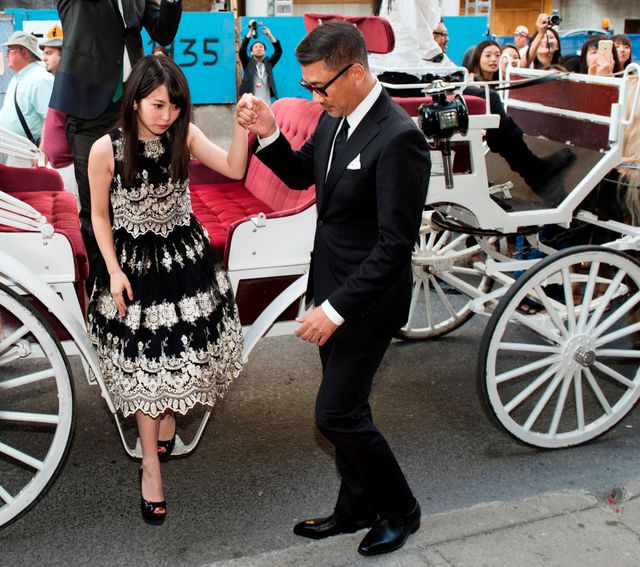 長澤まさみ＆志田未来、美女コンビがモントリオールに馬車で登場！フォトギャラリー（9枚目）