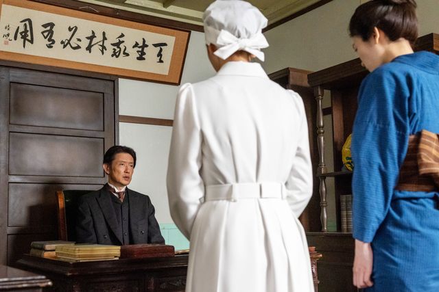 【画像10枚】朝ドラ「風、薫る」直美（上坂樹里）は小川（甲斐翔真）に呼び止められて…第65回場面写真（6枚目）
