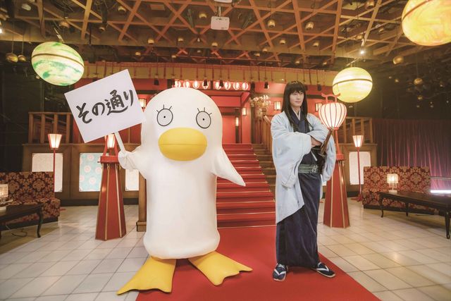 ＜7枚＞『銀魂2』キャバクラシーン撮影現場より（2枚目）