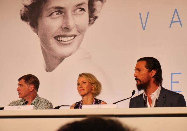 マシュー・マコノヒーがサイン攻め！『The Sea of Trees』カンヌ公式会見フォトギャラリー（9枚目）