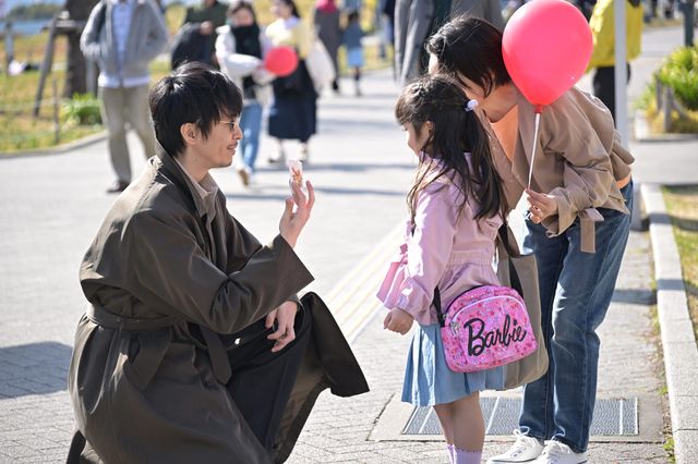 真実が動き出す！「アンチヒーロー」第4話場面写真（4枚目）