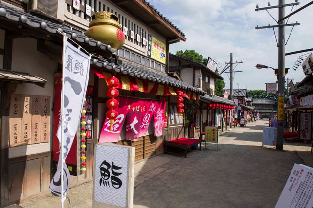 桂＆エリザべスもいるぞ！映画『銀魂』“カブト狩り”シーン撮影現場フォトギャラリー（2枚目）