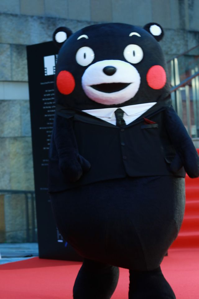 橋本愛のシースルー素材ありのドレスがかわいい!!第29回東京国際映画祭フォトギャラリー2（5枚目）