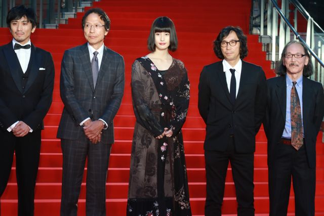 橋本愛のシースルー素材ありのドレスがかわいい!!第29回東京国際映画祭フォトギャラリー2（8枚目）