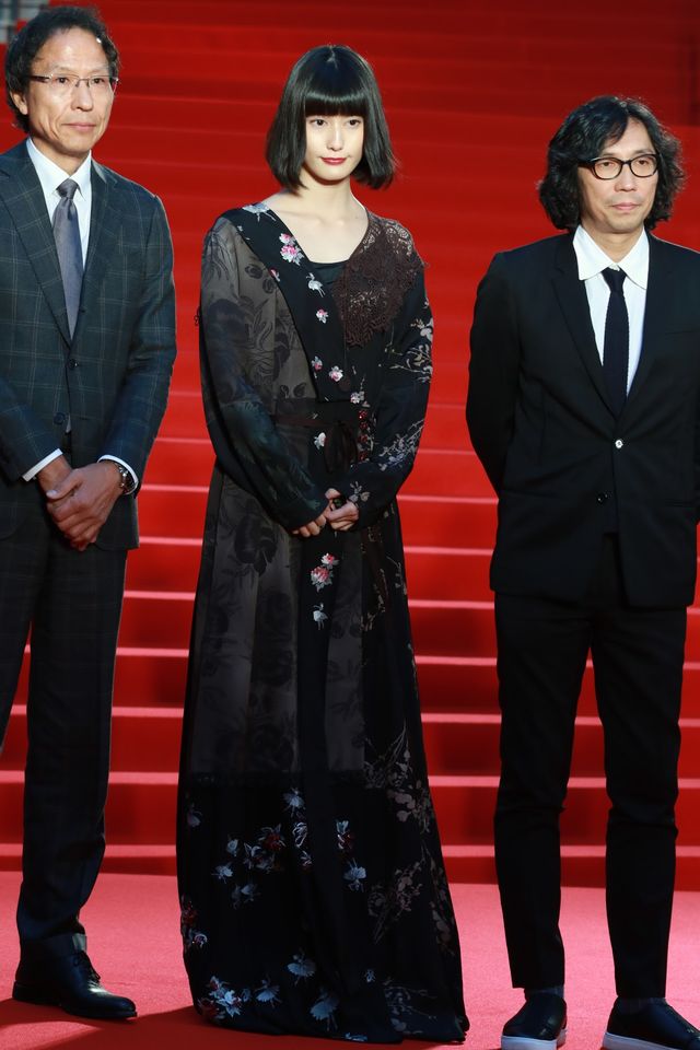 橋本愛のシースルー素材ありのドレスがかわいい!!第29回東京国際映画祭フォトギャラリー2（10枚目）