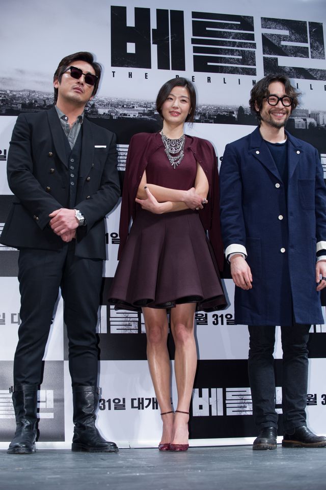 映画『ベルリン』壮絶なアクションに、主演俳優が現場は処刑場とポロリ＜韓国JPICTURES＞（2枚目）