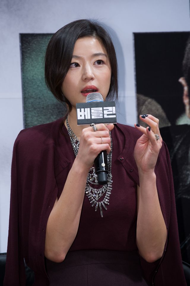 映画『ベルリン』壮絶なアクションに、主演俳優が現場は処刑場とポロリ＜韓国JPICTURES＞（8枚目）