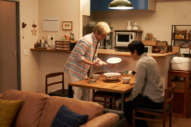 ジルベールの“盛大過ぎる”誕プレに爆笑！「きのう何食べた？」第7話（10枚目）