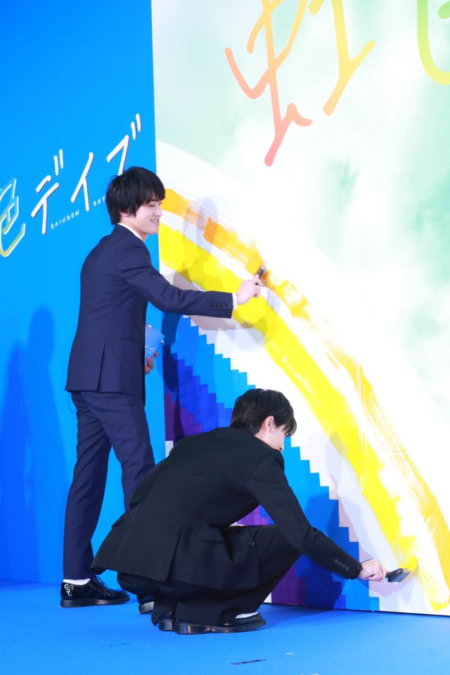 佐野玲於×中川大志×高杉真宙×横浜流星らキャスト勢ぞろい！『虹色デイズ』完成披露舞台あいさつ（30枚目）