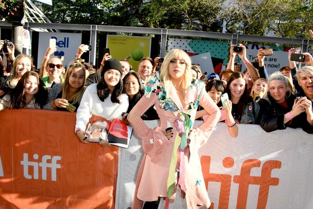 レディー・ガガ、足元どうなってるの!? プレミア＆会見（13枚目）