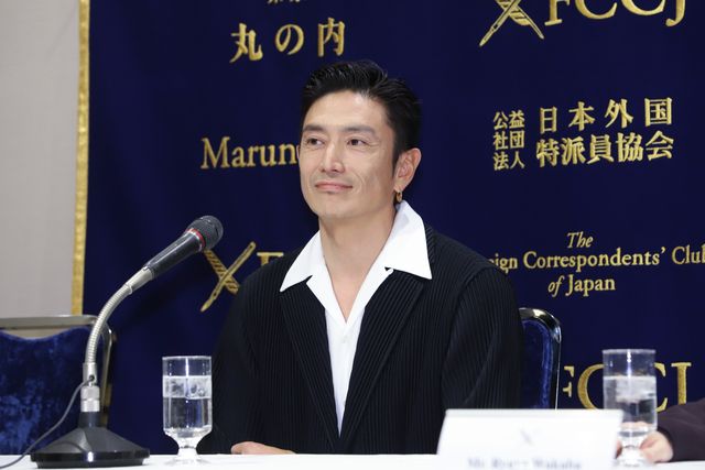 若葉竜也＆伊勢谷友介、日本外国特派員協会記者会見に登壇（4枚目）