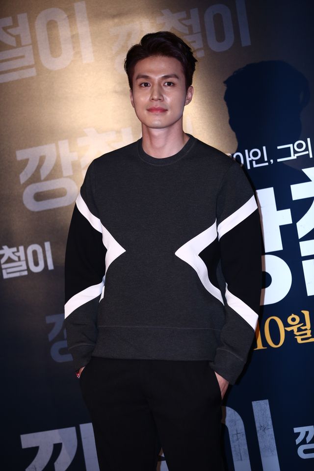 BoA、少女時代が秋の装い！『カンチョリ』VIP試写会フォトギャラリー（8枚目）