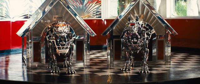 タロンがスーツ姿で密林へ!?『キングスマン：ゴールデン・サークル』本ポスター＆場面写真（7枚目）