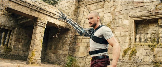 タロンがスーツ姿で密林へ!?『キングスマン：ゴールデン・サークル』本ポスター＆場面写真（8枚目）