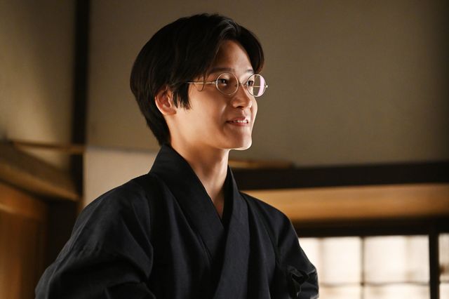 【画像14枚】朝ドラ「風、薫る」りん（見上愛）のもとに亀吉（三浦貴大）が…第119回場面写真（6枚目）