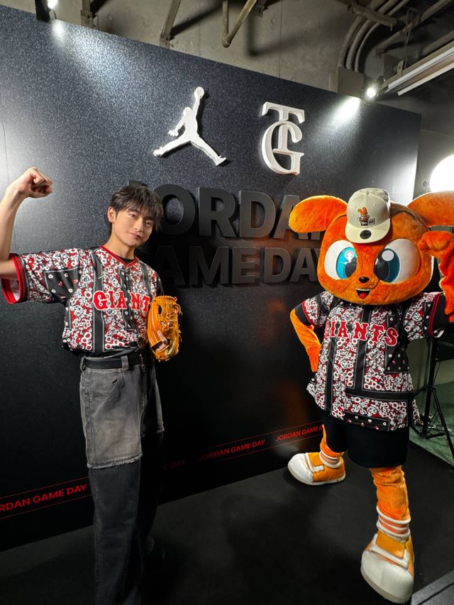 高橋文哉、東京ドーム始球式に登板！ノーバウンド投球披露（6枚目）