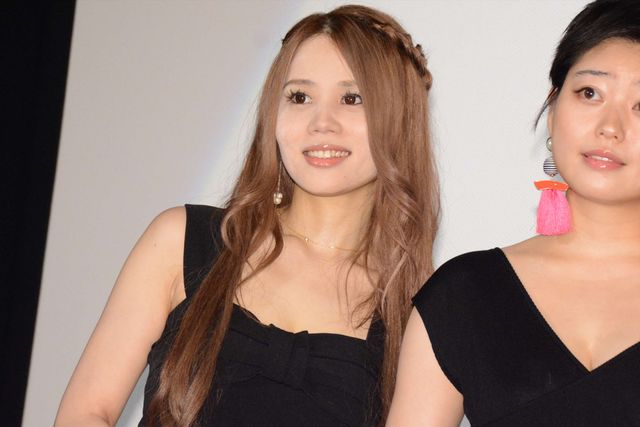 元AKB48・冨手麻妙、ハプニングバーを初体験！　画像ギャラリー（15枚目）