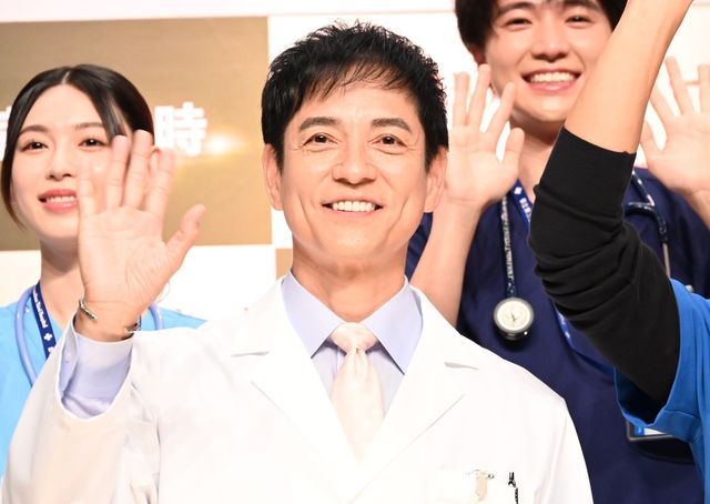 江口洋介＆松嶋菜々子登壇！「救命病棟24時」制作発表会見の様子（4枚目）