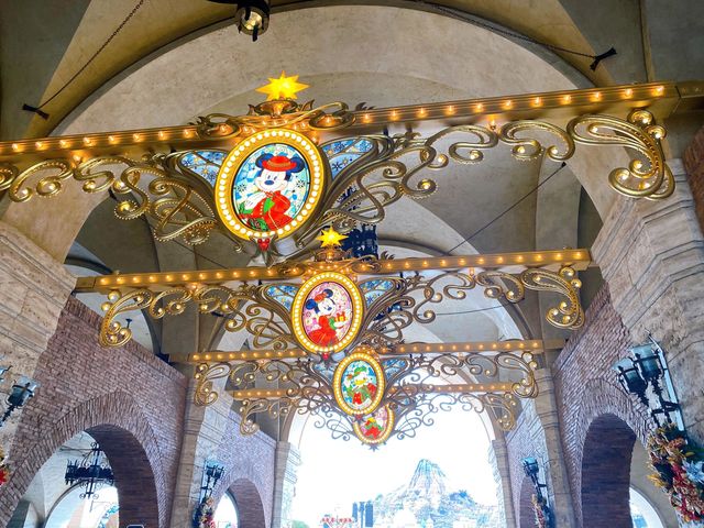 「ディズニー・クリスマス」パーク内の様子（5枚目）