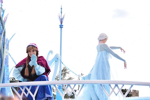 「ディズニー・クリスマス」パーク内の様子（13枚目）