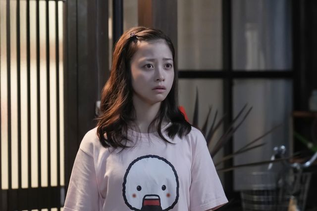 かわいい！デコ出し＆カールヘアの結（橋本環奈）…朝ドラ「おむすび」第32回（2枚目）