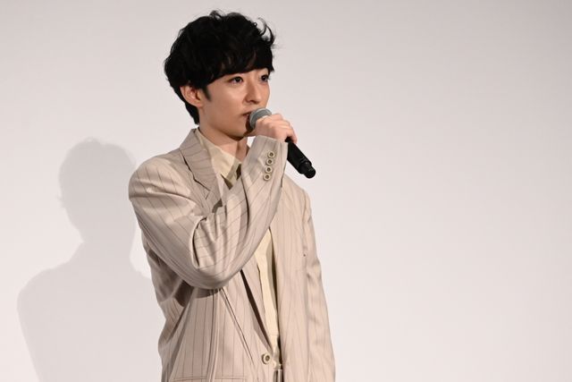 土屋太鳳、肩出し美ドレスで佐久間大介らと登壇！『マッチング TRUE LOVE』完成披露の様子（31枚目）