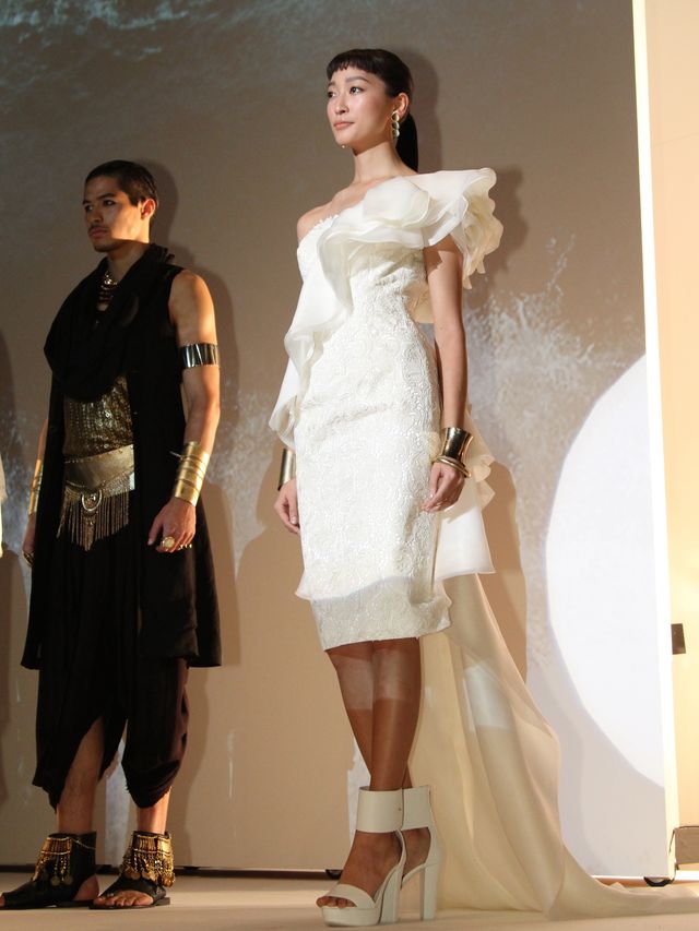 新婚の杏、純白ドレス姿を披露！フォトギャラリー（13枚目）