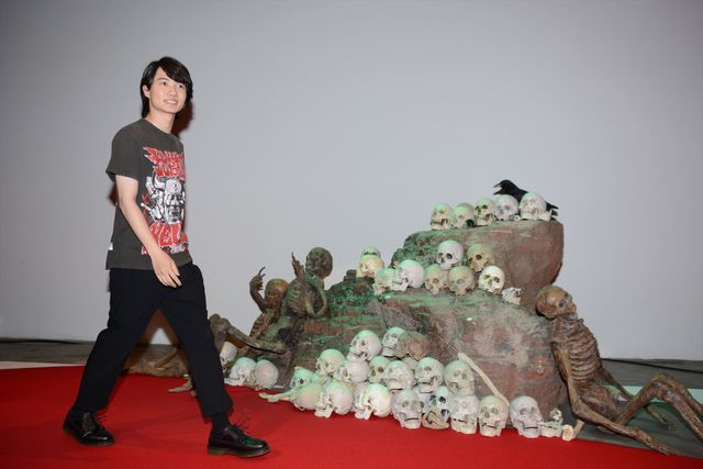 長瀬智也×クドカン×神木隆之介『TOO YOUNG TO DIE!』クランクアップ会見（2枚目）